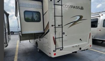 Motorisé Classe B Marque Thor modèle compass 20T complet